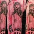 Schulter Leuchtturm Gas Masken Trash Polka tattoo von Zoi Tattoo