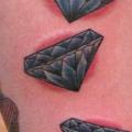 Old School Thigh Diamond tattoo by Zoi Tattoo
