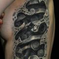 tatuaggio Biomeccanici Ingranaggi Fianco di Prykas Tattoo