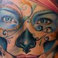 Schulter Mexikanischer Totenkopf tattoo von Restless Soul Tattoo