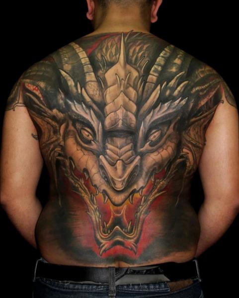Tatuaggio Fantasy Schiena Draghi di Javier Tattoo