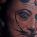 tatuaje Brazo Retrato Salvador Dali por Mick Squires