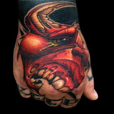Tatuaje Fantasy Mano Toro por Jesse  Smith Tattoos