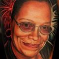 tatuaje Brazo Retrato Realista por Logan Aguilar