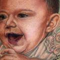 tatuaje Retrato Realista Pecho Niños por Logan Aguilar