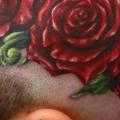 Realistische Blumen Kopf tattoo von Logan Aguilar