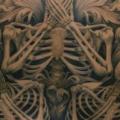 tatuaje Espalda Esqueleto por Josh Duffy Tattoo