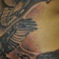 tatuaje Realista Golondrina Lado por Josh Duffy Tattoo