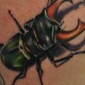 tatuaggio Braccio Scarabeo 3d di Venom Ink