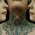 Nacken Dotwork tattoo von Jo Harrison