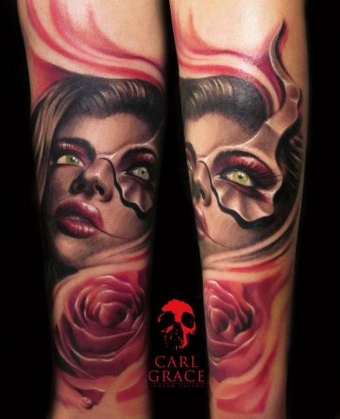 Tatuaje Brazo Fantasy Mujer por Carl Grace