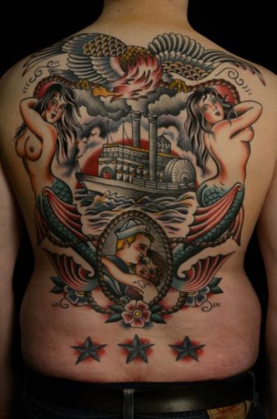 Tatuaje Old School Espalda Nave Sirena por Admiraal Tattoo