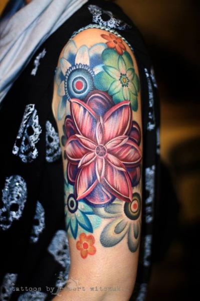 Tatuagem Ombro Flor Geométrico por Robert Witczuk