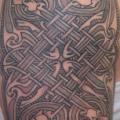 tatuaje Hombro Tribal Celta por Magnum Tattoo