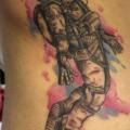 tatuaggio Realistici Fianco Astronauta di Magnum Tattoo