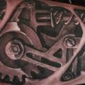 tatuaje Brazo Biomecánica por Baraka Tattoo