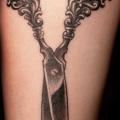 Arm Scheren tattoo von Saved Tattoo