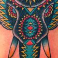 tatuaggio Schiena Elefante di Saved Tattoo