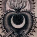 Herz Bauch Dotwork Flammen tattoo von Saved Tattoo