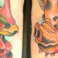 New School Fuß Schwein Hahn tattoo von S13 Tattoo
