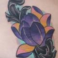 Fantasie Blumen Seite tattoo von S13 Tattoo
