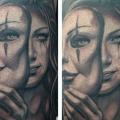 tatuaje Brazo Retrato Mujer Máscara por Steve Soto
