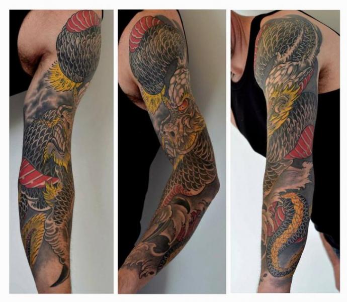 Japanische Drachen Sleeve Tattoo von Colin Jones