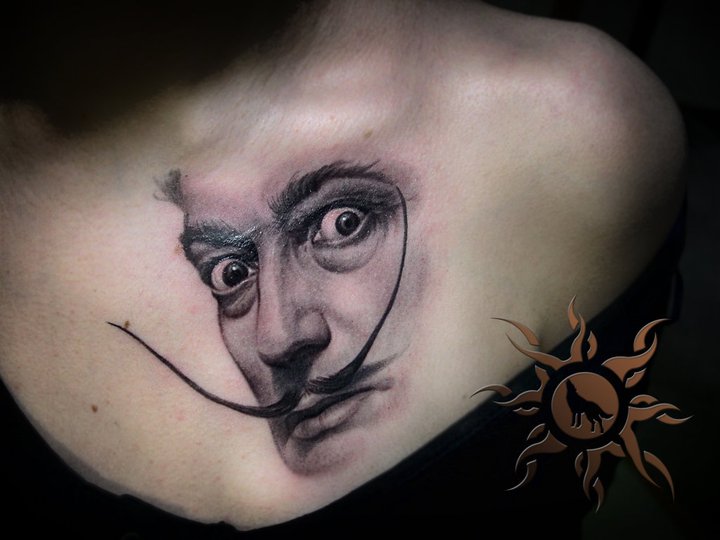 Tatuaje Retrato Realista Salvador Dali por Ramas Tattoo