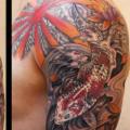 tatuaje Hombro Japoneses Carpa Koi por Ramas Tattoo
