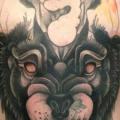 tatuaje Pecho Lobo Vientre por Mitch Allenden