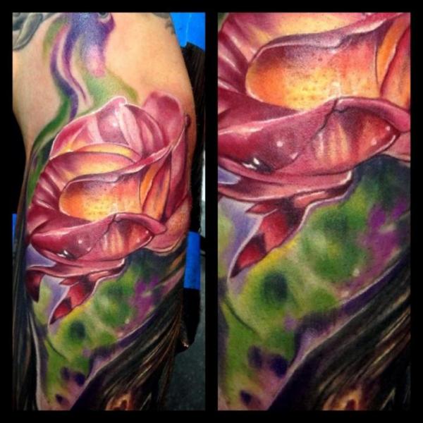 Tatuaje Realista Flor por Ron Russo