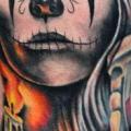 tatuaje Hombro Cráneo mexicano por Benjamin Laukis
