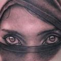 tatuaje Retrato Mujer por Bob Tyrrel