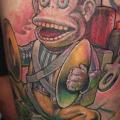 Arm Fantasie Affe Bombe tattoo von Victor Chil