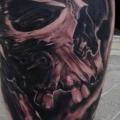 Skull Thigh tattoo by Victor Portugal