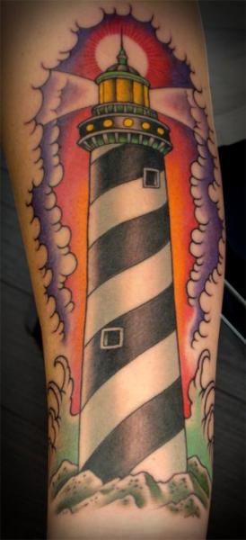 Tatuaggio Braccio Faro di Salt Water Tattoo