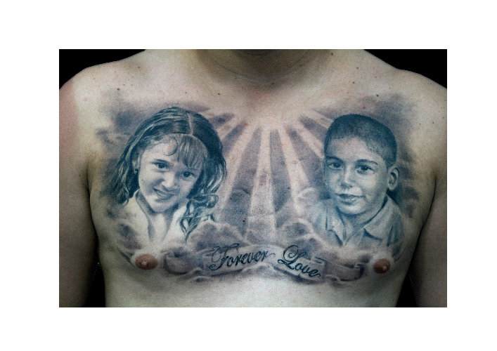 Tatuaggio Ritratti Realistici Petto di Darwin Enriquez