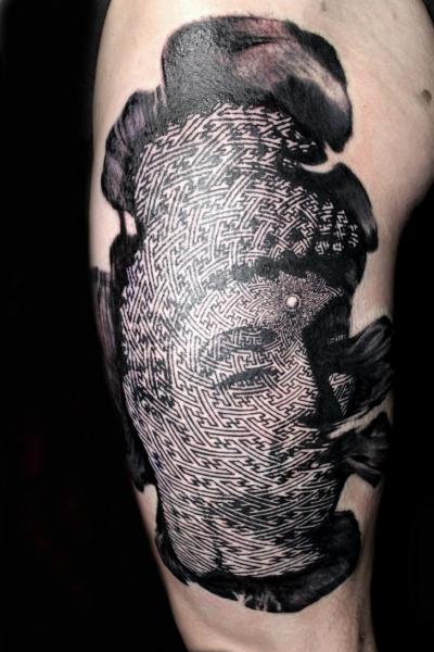 Tatuaggio Braccio Fantasy Dotwork di The Lace Makers Sweat Shop