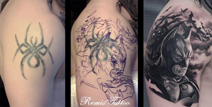 Tatuagem Batman por Remis Tatooo