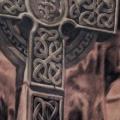tatuaż Bok Krzyż Celtycki 3D przez Remis Tatooo