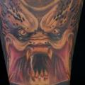 tatuaje Brazo Fantasy Alien por Bearcat Tattoo