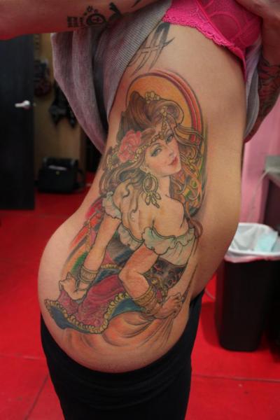 Realistic Side Women Tattoo by Camila Rocha