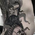 Seite Oktopus tattoo von Border Line Tattoos