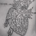 Heart Side Dotwork tattoo by Madame Chän