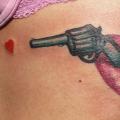 Seite Waffen Mund tattoo von Madame Chän