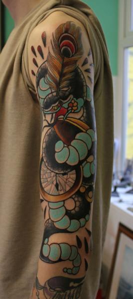 New School Schlangen Sleeve Tattoo von Matt Adamson