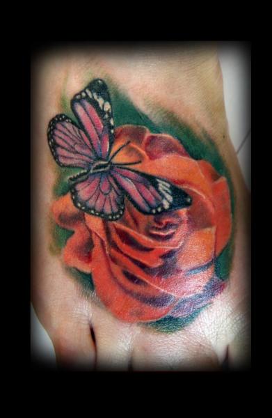 Tatuaje Pie Flor por Alans Tattoo Studio