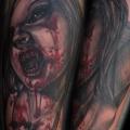 Schulter Fantasie Vampir Blut tattoo von Kri8or