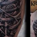 Biomechanical Side tattoo by Kri8or