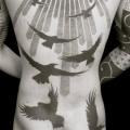 Rücken Po Vogel tattoo von Apocaript